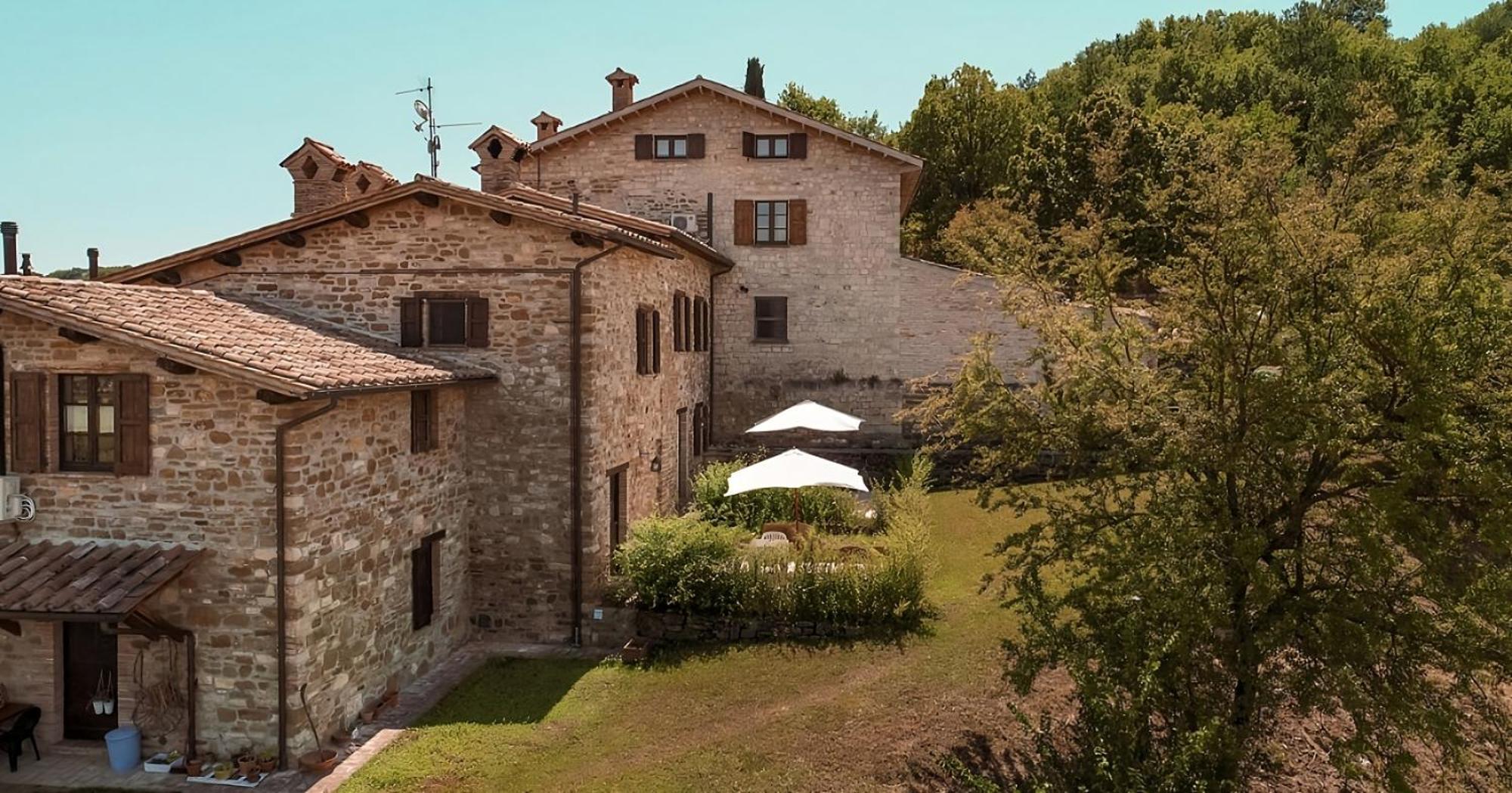 Fonte Chiara Villa Gubbio Luaran gambar