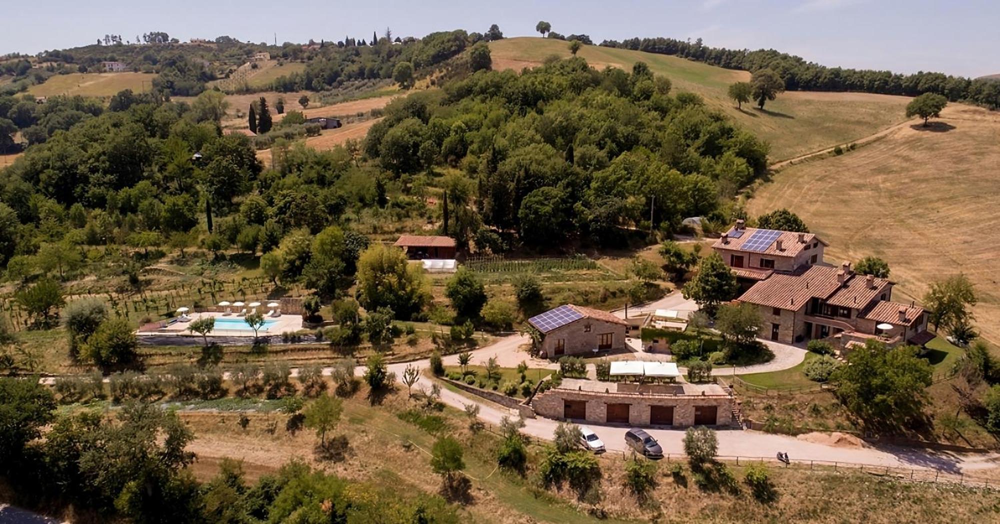 Fonte Chiara Villa Gubbio Luaran gambar